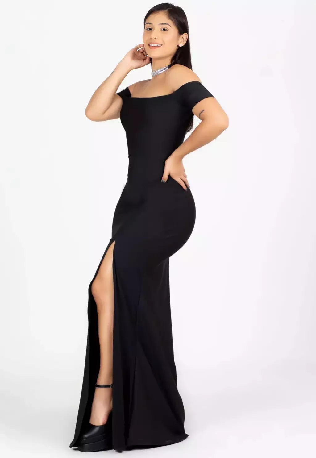 Vestido Longo Tubinho Ombro a Ombro com Fenda Preto