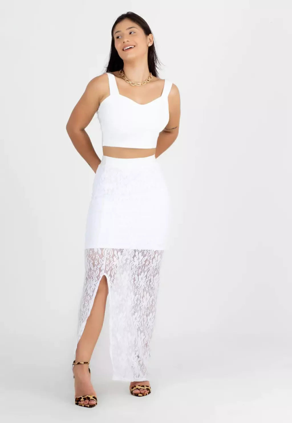 Conjunto Cropped e Saia de Renda com Fenda Lateral Branco